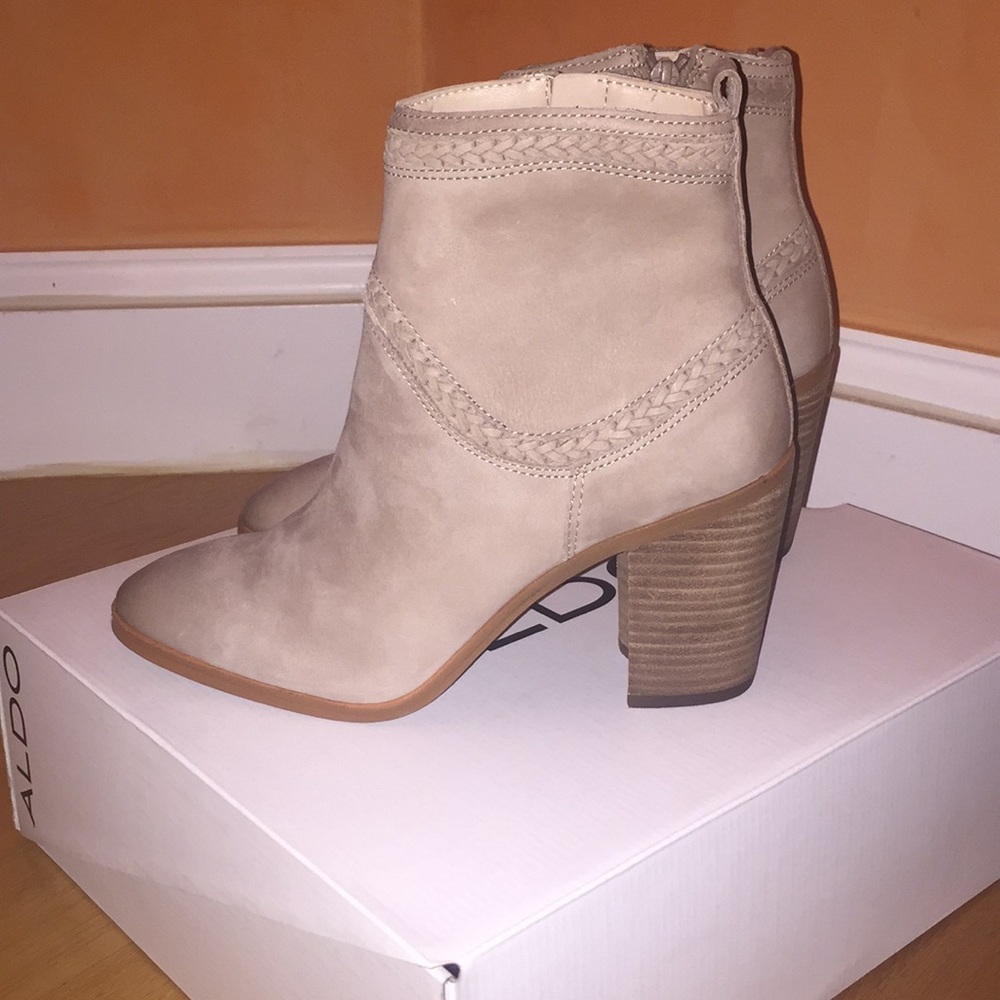 BRAND NEW Aldo Ankle Boots